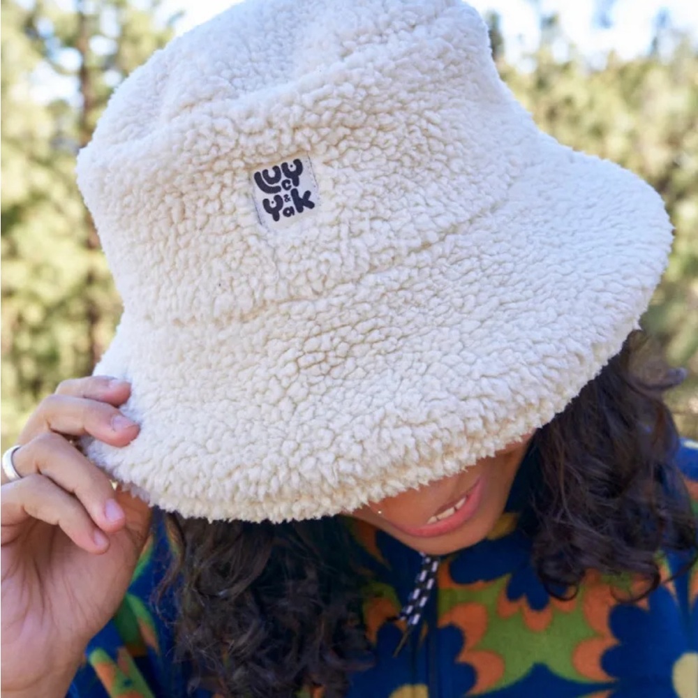 Lucy & Yak Cream Sherpa Bucket Hat
